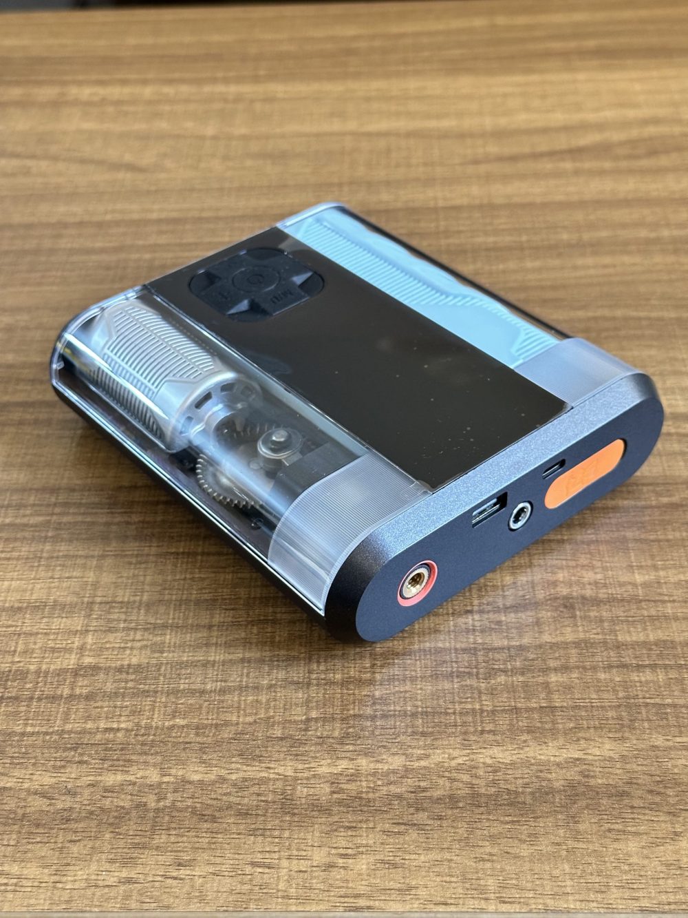 جامپ استارتر،پاوربانک و پمپ باد پاورولوژی